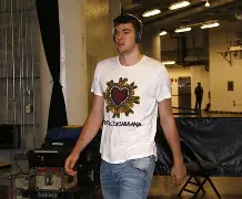 星空体育亚洲官网-阿尔艾因赛前发布会：全队信心满满迎战恩菲尔德