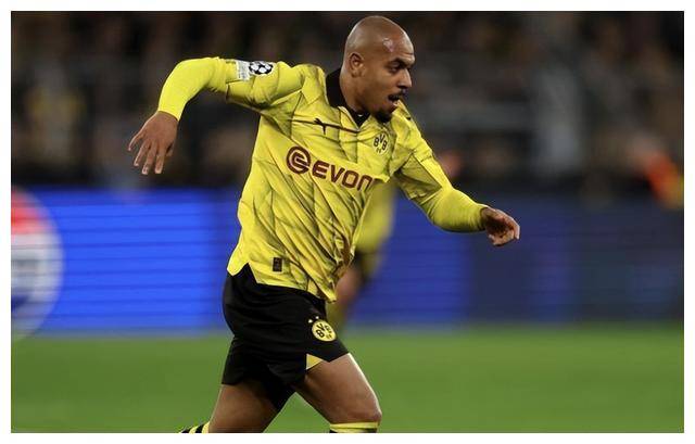 曼联新星爆发,挑战塔斯马尼亚联防线坚固 曼联新星爆发,挑战塔斯马尼亚联防线坚固