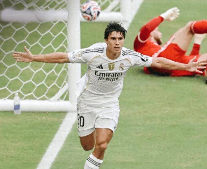 阿尔希拉尔队长发声,誓夺世俱杯冠军荣耀的简单介绍 阿尔希拉尔队长发声,誓夺世俱杯冠军荣耀的简单介绍