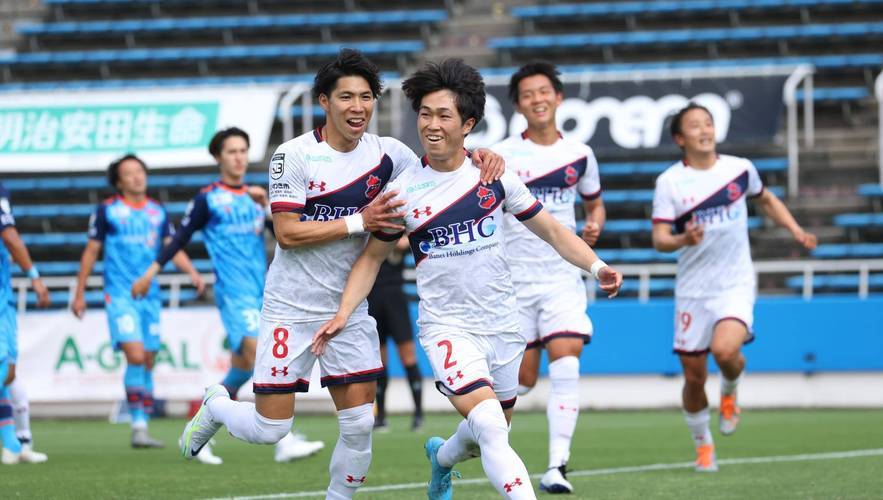 持续进攻,球队攻入多球取胜 持续进攻,球队攻入多球取胜