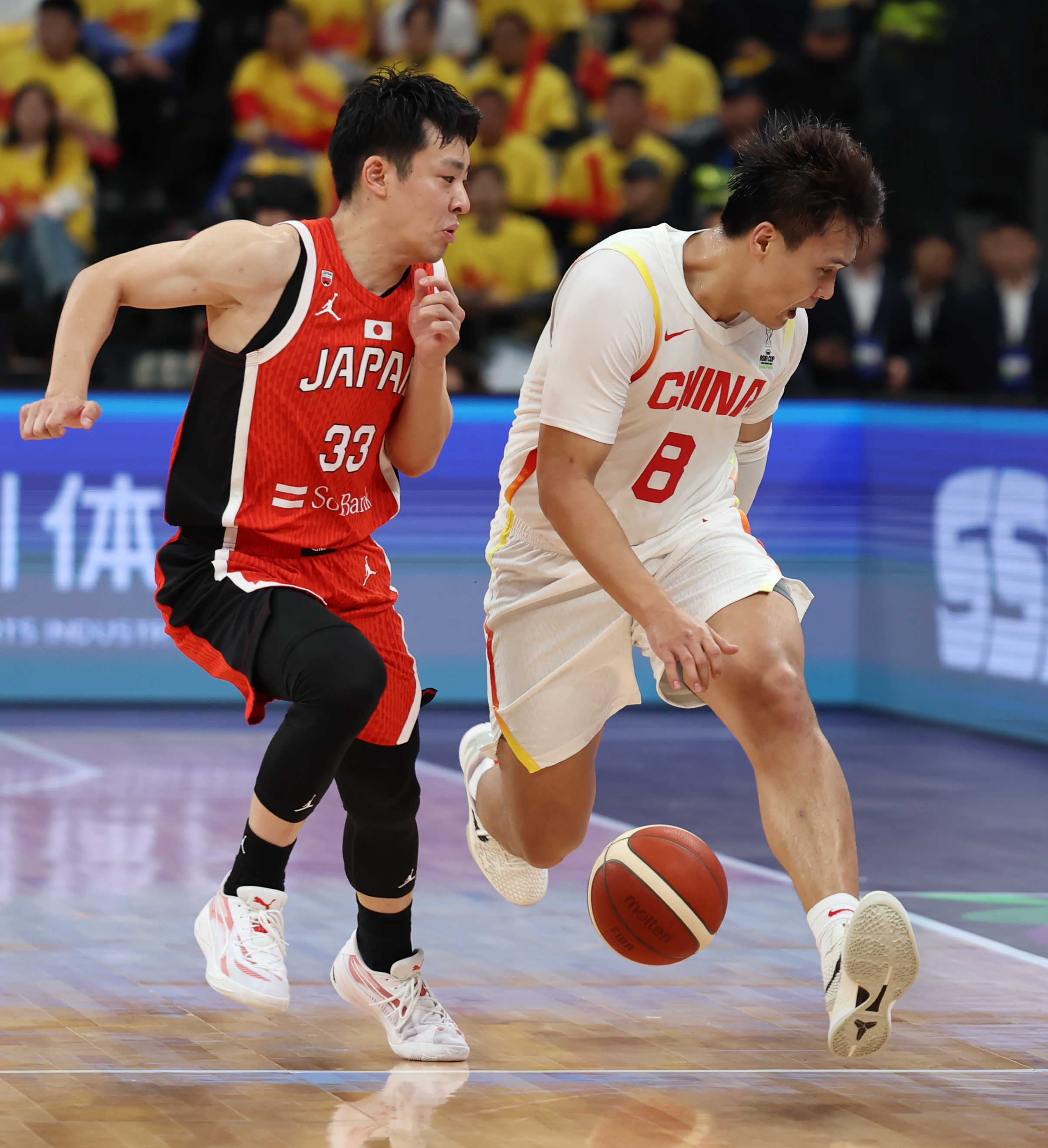 东南亚篮球赛事精彩纷呈,球员技艺风采吸引眼球的简单介绍 东南亚篮球赛事精彩纷呈,球员技艺风采吸引眼球的简单介绍