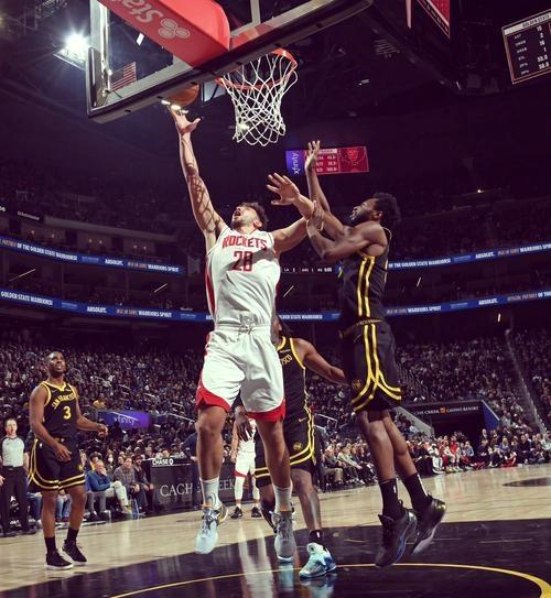 包含雄辽开启轻巡航,逆袭猛龙取得重要胜利的词条 包含雄辽开启轻巡航,逆袭猛龙取得重要胜利的词条