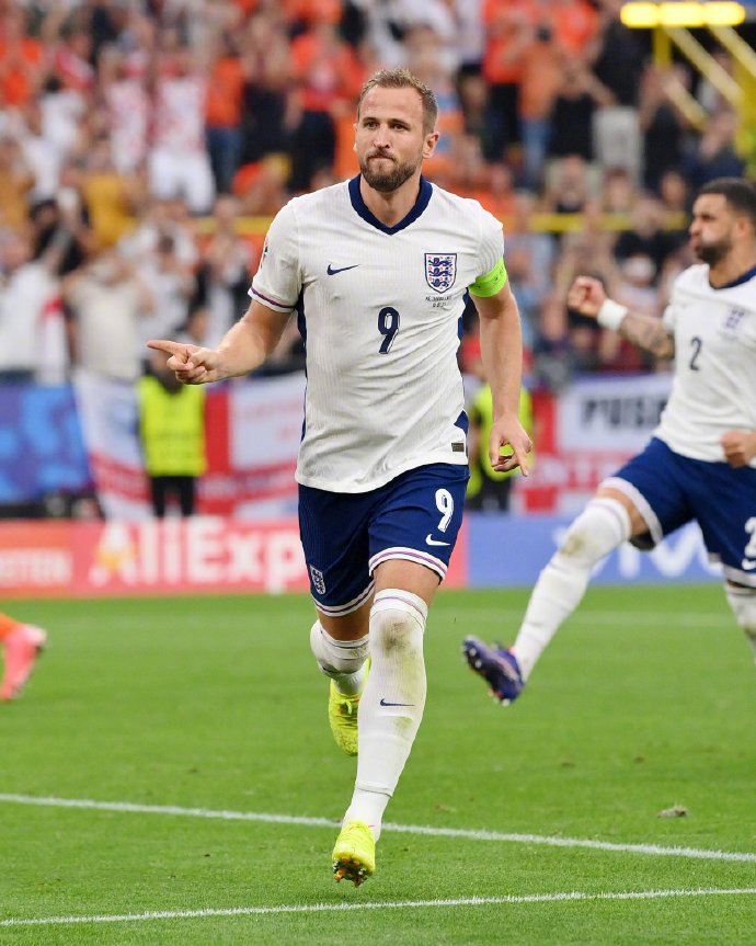 星空体育网页版入口-英格兰队封衫荷兰晋级欧国联半决赛的简单介绍